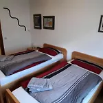 Arrive & Relax - Volkmar Düsseldorf
