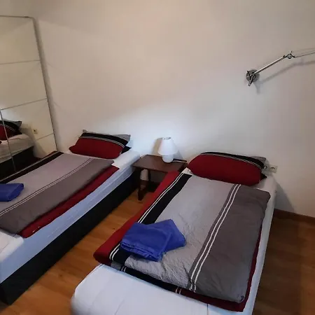 Arrive & Relax - Volkmar Homestay *