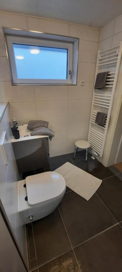 Arrive&relax - Volkmar Privatunterkunft Düsseldorf